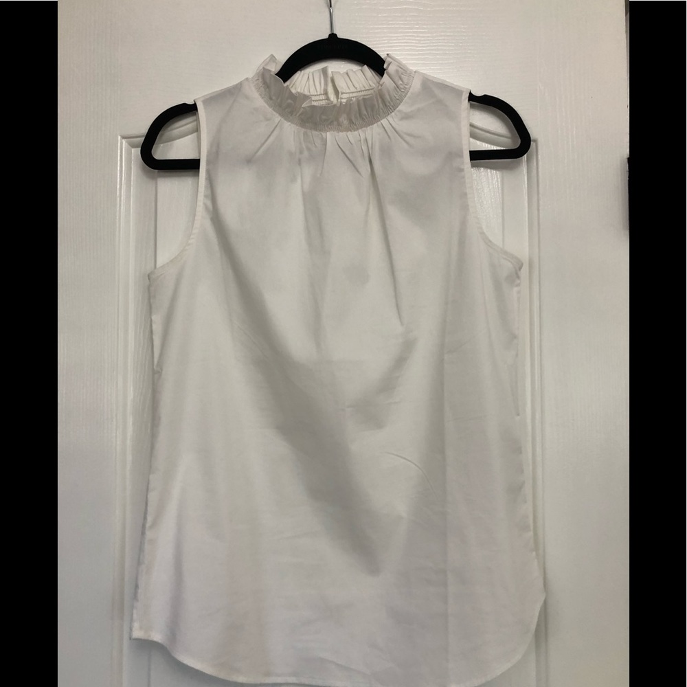 Banana Republic white top